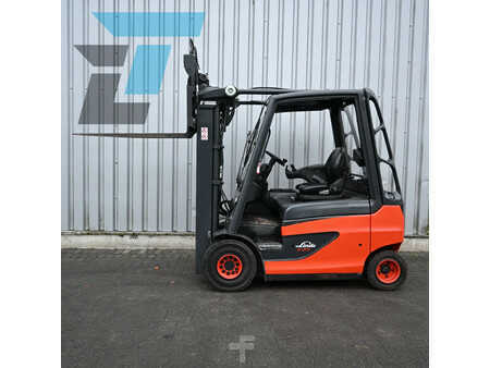 4-wiel elektrische heftrucks 2019 Linde E25-01 Elektrische Heftruck (4)