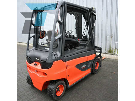 4-wiel elektrische heftrucks 2019  Linde E25-01 Elektrische Heftruck (9)