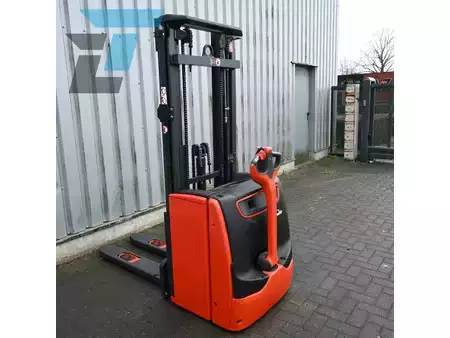 Magasemelésű béka 2020  Linde L14 Elektrische stapelaar (8)