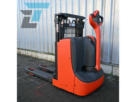 Hochhubwagen 2020 Linde D06 Elektrische stapelaar (3)