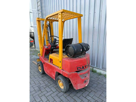 Chariots élévateurs GPL - Datsun F01A15U LPG Heftruck (nissan) (3)