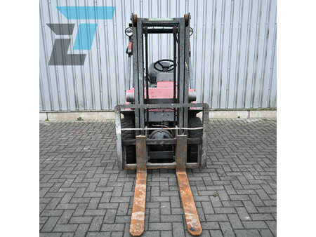 Chariots élévateurs à essence 2000  Nissan NJ02M20 Benzine heftruck (9)