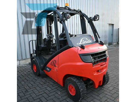 LPG VZV 2015  Linde H30T LPG Heftruck (6)