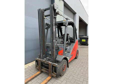 Carretilla elevadora diésel 2016  Linde H25T-02 LPG Heftruck (2)