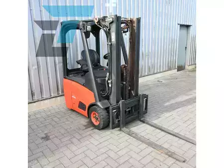 Chariots électriques à 3 roues 2013  Linde E12-01 Elektrische heftruck (11)