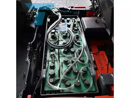 Chariots électriques à 3 roues 2013  Linde E12-01 Elektrische heftruck (15)
