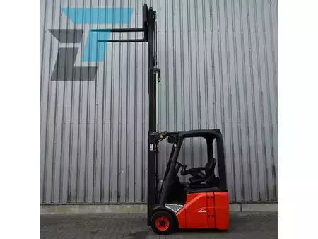 Chariots électriques à 3 roues 2013  Linde E12-01 Elektrische heftruck (5)