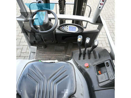 Eléctrico - 4 rodas 2016  Still RX20-15 Elektrische heftruck (13)