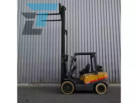 Chariots élévateurs GPL 2016  TCM FHG30T3 TCM FHG30T3 LPG Heftruck (5)