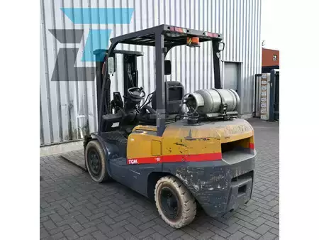 Chariots élévateurs GPL 2016  TCM FHG30T3 TCM FHG30T3 LPG Heftruck (8)