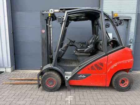 Carretilla elevadora GLP 2013  Linde H25T-02 LPG Heftruck (1)