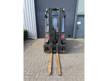 Carretilla elevadora GLP 2013  Linde H25T-02 LPG Heftruck (10)