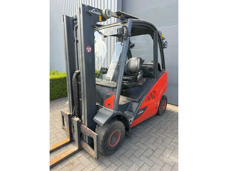 Carretilla elevadora GLP 2013  Linde H25T-02 LPG Heftruck (12)