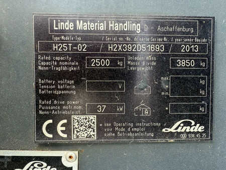 Carretilla elevadora GLP 2013  Linde H25T-02 LPG Heftruck (17)