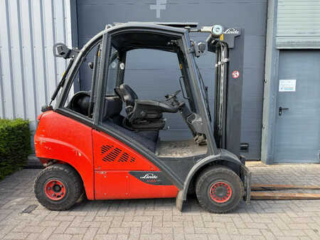Carretilla elevadora GLP 2013  Linde H25T-02 LPG Heftruck (9)