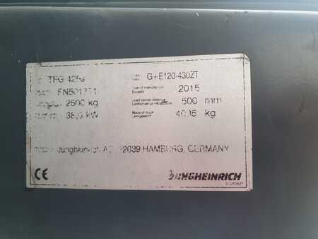 LPG heftrucks 2015  Jungheinrich TFG 425 S (6) 