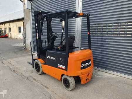 Doosan B25X - 5