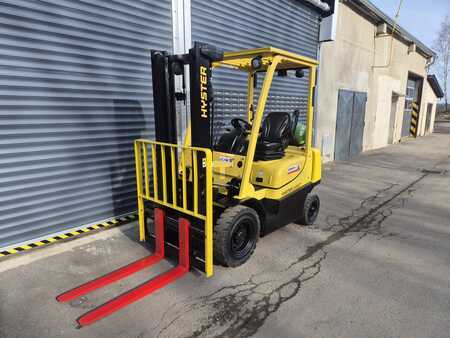 Chariots élévateurs GPL 2019  Hyster H 2,0 XT (2)