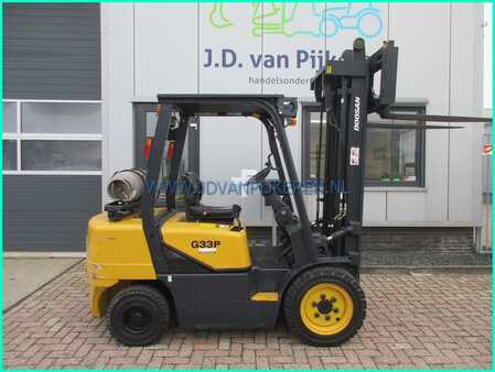 LPG VZV 2007  Doosan G33P-3 3.3t triplex5.6m+freelift+sideshift 7920uur (8)