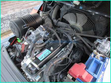 LPG VZV 2008  Toyota 02-8FGJF35 5964uur triplex5m+shift+vorkverstel+TUV (5)