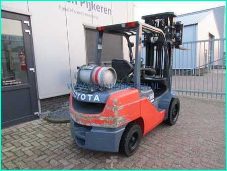 LPG VZV 2008  Toyota 02-8FGJF35 5964uur triplex5m+shift+vorkverstel+TUV (9)