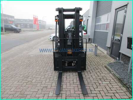 LPG heftrucks 2020  Hyundai 35LN-9A 3.5t 2020 triplex4.7m+shift+4xhydrauliek+TUV (13)