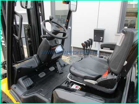 LPG heftrucks 2020  Hyundai 35LN-9A 3.5t 2020 triplex4.7m+shift+4xhydrauliek+TUV (4)