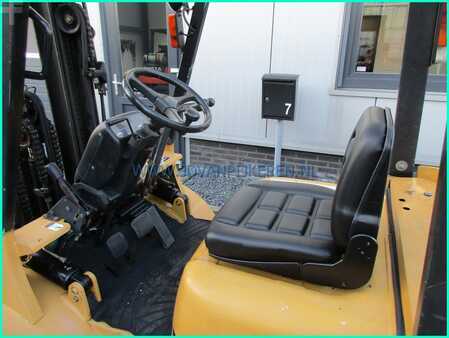 CAT Lift Trucks FD30K 3t diesel triplex4.3m-container+shift 7134uur