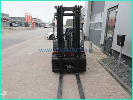 Elektryczne 4-kołowe 2013  Heli CPD35G2 3.5t 2233uur triplex4.5m+sideshift+accu81%+TUV (13)