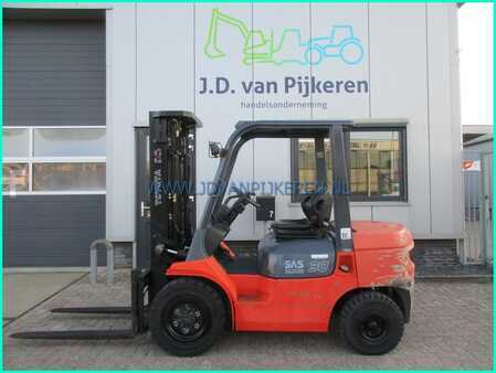 Carrelli elevatori diesel 2004  Toyota 62-7FDF30 3ton diesel triplex4.7m+freelift+sideshift (1)