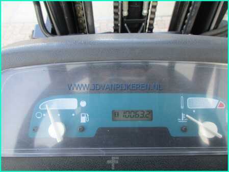 Carrelli elevatori diesel 2004  Toyota 62-7FDF30 3ton diesel triplex4.7m+freelift+sideshift (6)