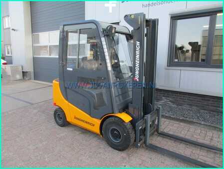 Carrelli elevatori GPL 2007  Jungheinrich TOP! TFG316 3216uur cabine+sideshift! (6)