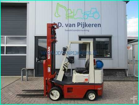 Wózki gazowe 1996  Nissan CH01A18U 1.8t duplex4m+3xhydrauliek+2458uur (1)