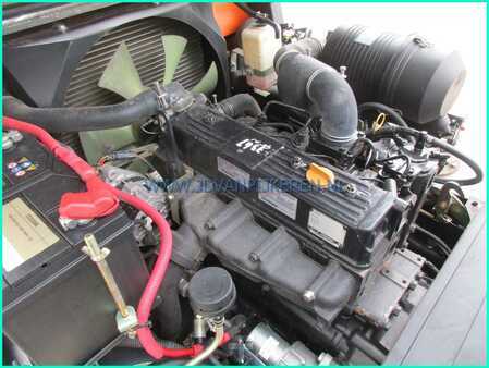 Dieselstapler 2009  Doosan D30G 3t diesel triplex4.7m+sideshift 4961uur 214cm (5)