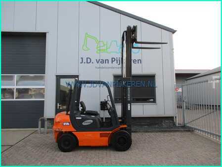 Diesel heftrucks 1998  Samsung SF25D 2500kg diesel 6878 uur + sideshift (10)