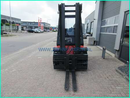 Carretilla elevadora diésel 2001  Linde H45D-04/600 H50D 5000kg sideshift+forkpositioner+cabine (12)