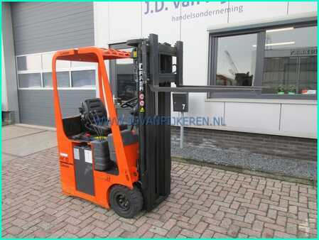 Elektro tříkolové VZV 2002  Carer NK 10 compact triplex4.4m+shift+accu80%+TUV (7)