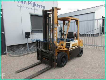 Wózki gazowe - Komatsu FG20 Nissan LPG duplex3.7m+sideshift (3)