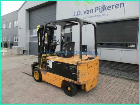 Elektryczne 4-kołowe 2001  Daewoo B30S-2 3000kg triplex4.7m+sideshift+TUV (2)
