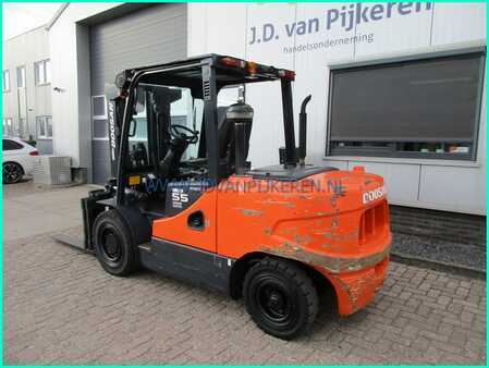 Wózki widłowe diesel 2010  Doosan D55SC-5 4199uur 5.5t diesel triplex+freelift+sideshift (2)