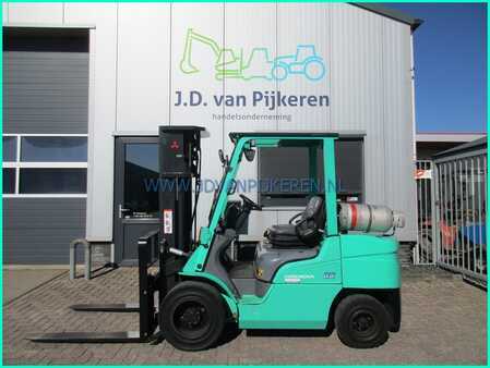 Empilhador a gás 2014  Mitsubishi FG35NT 3500kg triplex4.7m+freelift+sideshift (1)