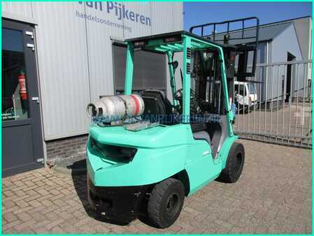 Empilhador a gás 2014  Mitsubishi FG35NT 3500kg triplex4.7m+freelift+sideshift (4)