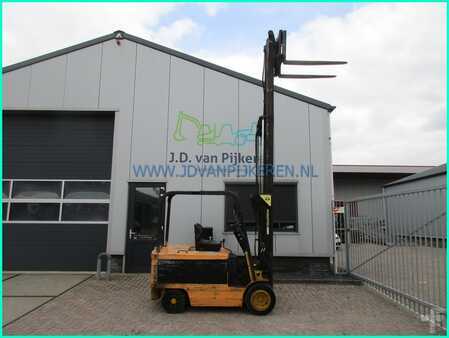 Eléctrico - 4 rodas 2001  Daewoo B30S-2 3000kg triplex4.7m+sideshift+freelift (10)