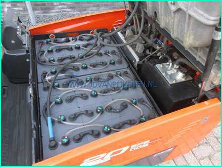 3-wiel elektrische heftrucks 2017  Doosan B20T-7 2000kg 213cm high+freelift+sideshift+5473hours (5)