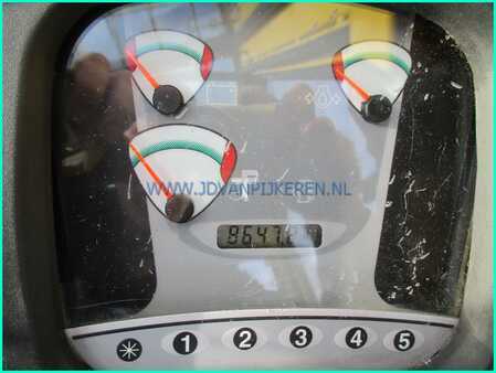 LPG heftrucks 2006  Hyster H4.00XM 2006 8647hours cabine + 3x hydraulic (6)