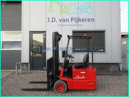 3-wiel elektrische heftrucks 1997  Linde E12 compact 7694hours+triplex4.7m+sideshift+battery83% (1)