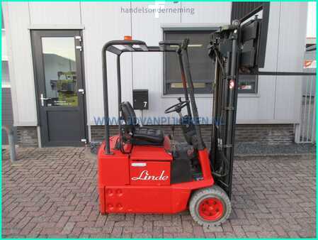 3-wiel elektrische heftrucks 1997  Linde E12 compact 7694hours+triplex4.7m+sideshift+battery83% (9)