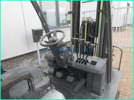 Gas gaffeltruck 2010  Nissan G1D2A30LQ 3t 2010 freelift+sideshift+4x hydraulic (11)