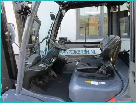 Empilhador diesel 2016  Toyota 52-8FDJF35 3.5t diesel 2016 sideshift + cabine (4)