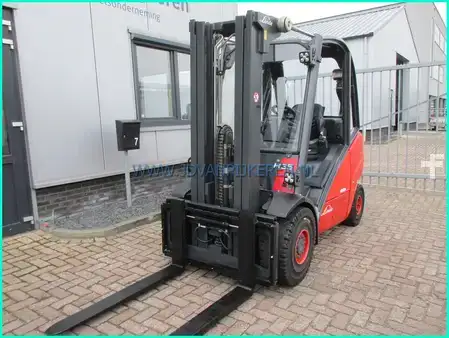 Carrelli elevatori diesel 2009  Linde H35D diesel+triplex4.6m+freelift+sideshift+container (2)